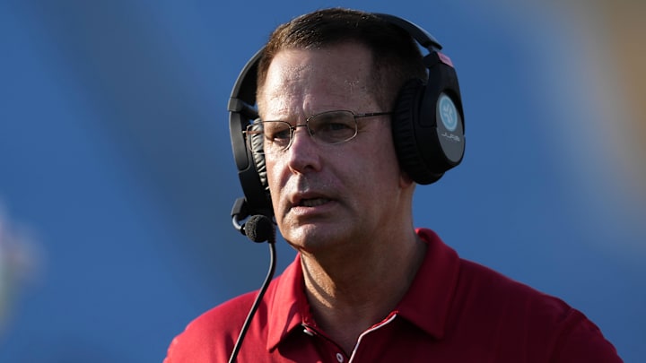 Sep 14, 2024; Pasadena, California, USA; Indiana Hoosiers head coach Curt Cignetti reacts in the first half against the UCLA Bruins at Rose Bowl. Sep 14, 2024; Pasadena, California, USA; Indiana Hoosiers head coach Curt Cignetti reacts in the first half against the UCLA Bruins at Rose Bowl.