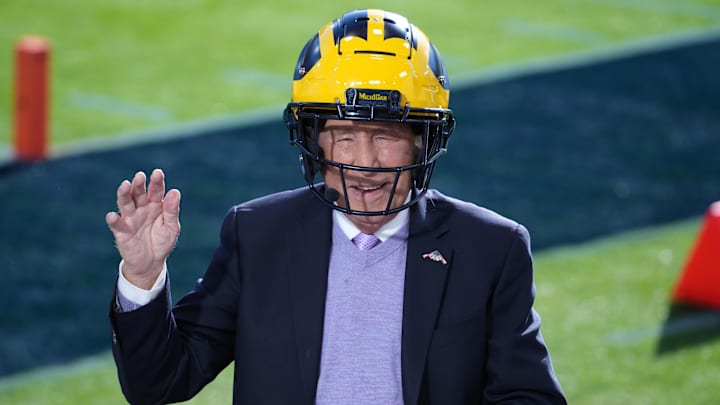 Jan 1, 2024; Pasadena, CA, USA; Lee Corso wears a Michigan Wolverines helmet on the ESPN College Gameday set at the 2024 Rose Bowl college football playoff semifinal game at Rose Bowl. Mandatory Credit: Kirby Lee-Imagn Images