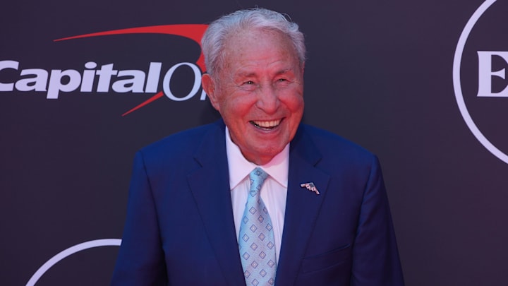 Lee Corso poses on the ESPYs red carpet at the Dolby Theatre. Lee Corso poses on the ESPYs red carpet at the Dolby Theatre.