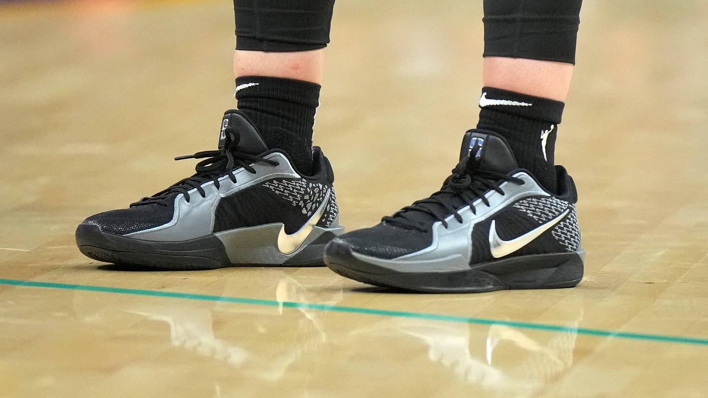 Sabrina Ionescu Goes Off in Nike Sabrina 2 