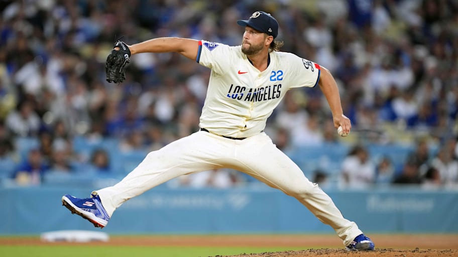 Los Angeles Dodgers starting pitcher Clayton Kershaw (22) throws against the Tampa Bay Rays at Dodger Stadium.  | Kirby Lee-Imagn Images
