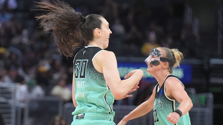 New York Liberty Star Reunites With Teammates in New League