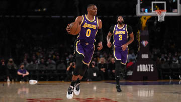 Los Lakers tiene mucho que descifrar en cuanto a su dinámica ofensiva