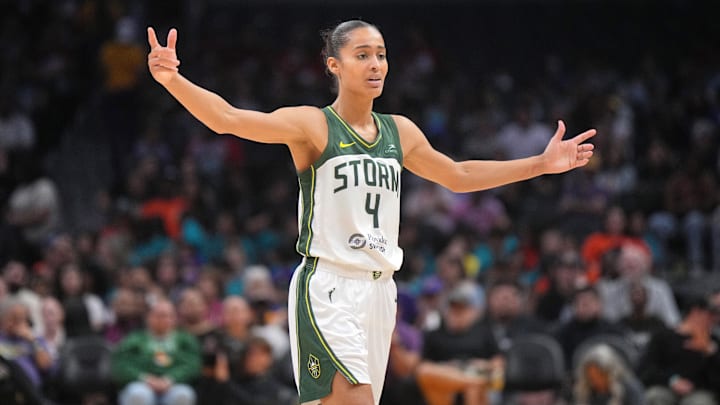 Seattle Storm guard Skylar Diggins-Smith (4) reacts in the second half against the LA Sparks.