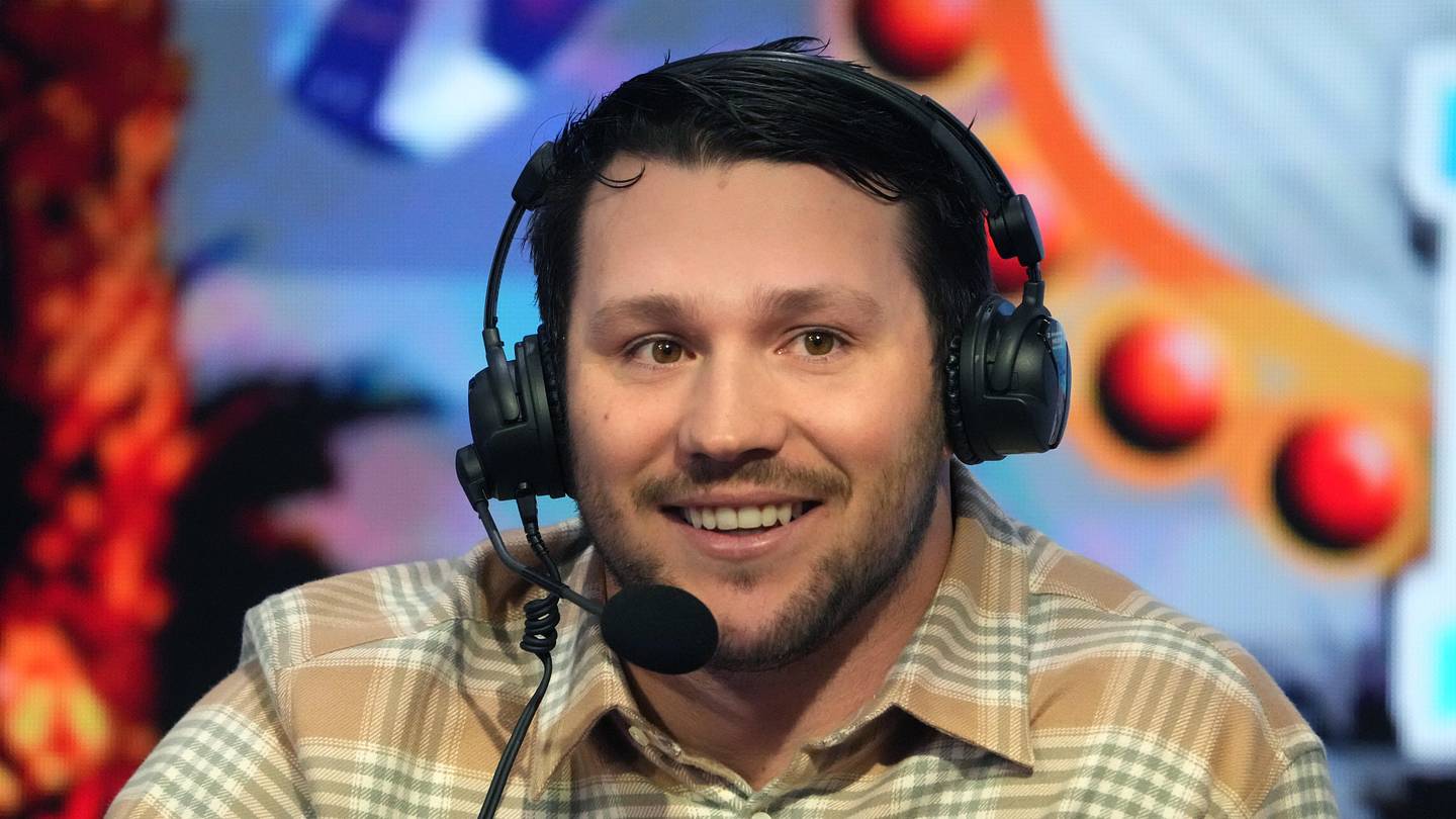 WATCH: Bills QB Josh Allen featured prominently in new Gatorade commercial - Vimarsana News