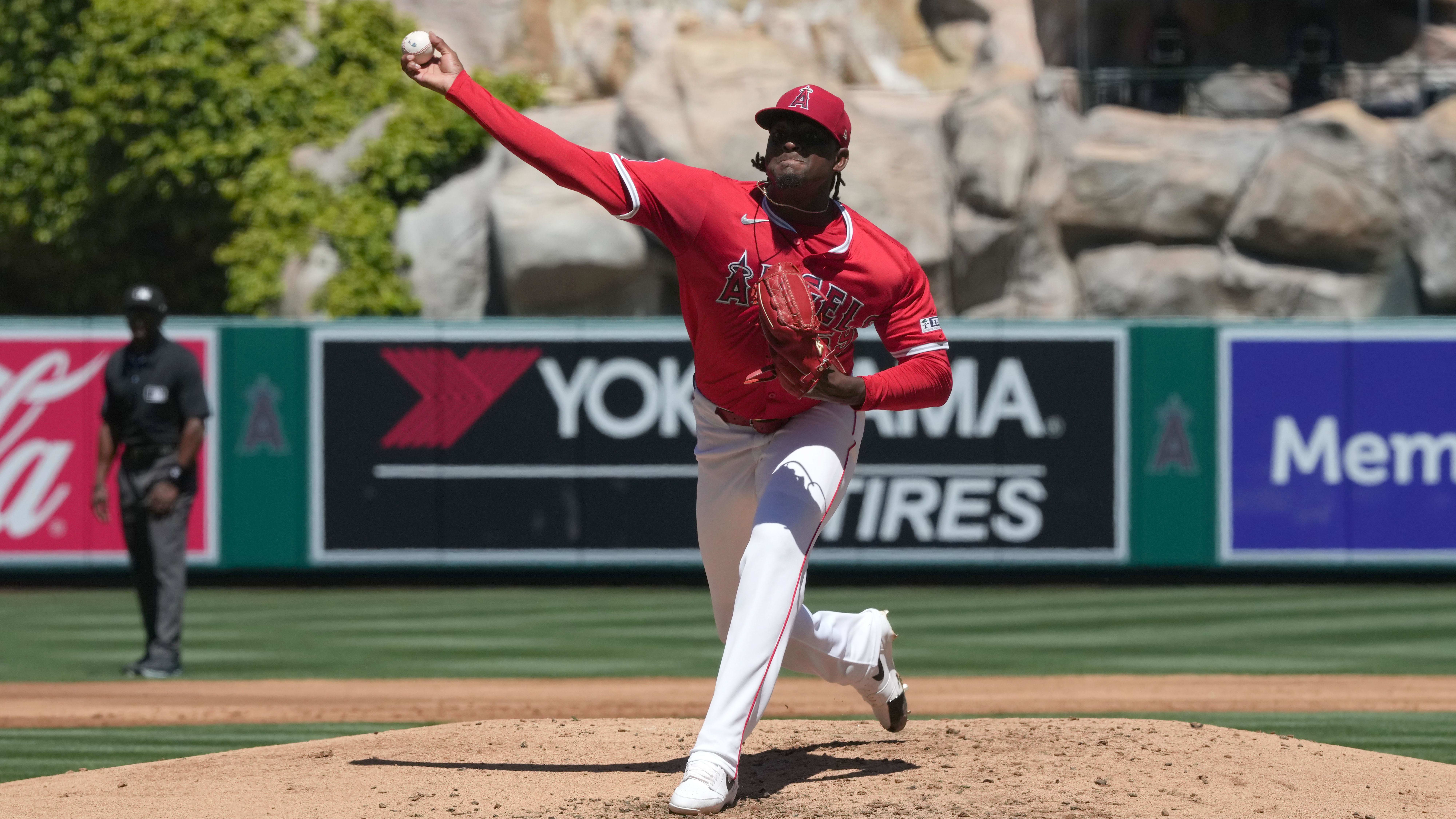 Angels Outfielder Uses Hilarious Adjective to Describe Starting Pitcher