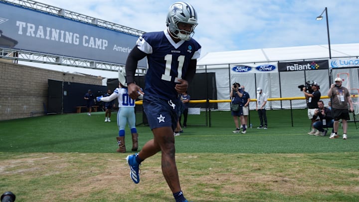 Dallas Cowboys defensive end Micah Parsons enters the field during training camp at the River Ridge Fields. Dallas Cowboys defensive end Micah Parsons enters the field during training camp at the River Ridge Fields.