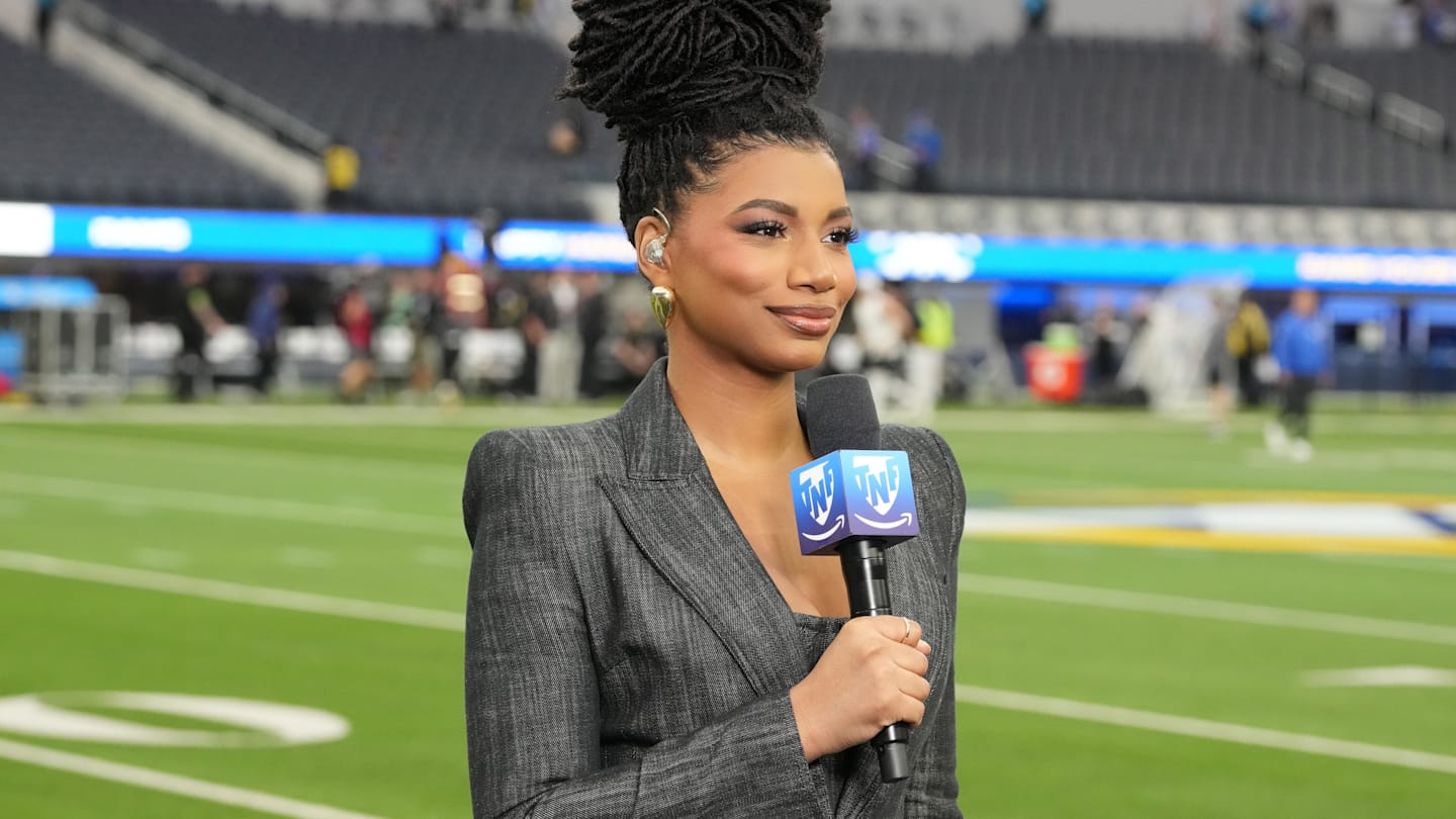 Taylor Rooks rocks fire all-black leather fit with low-cut top for ...