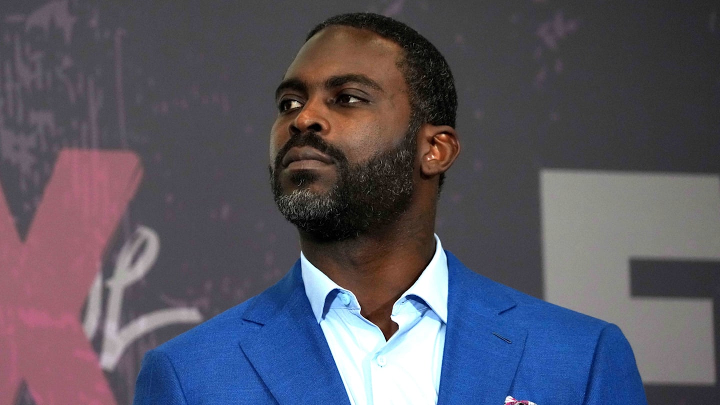 Falcons Legend Michael Vick Endorses Michael Penix Jr After OTAs