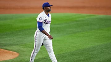 Toronto Blue Jays v Texas Rangers