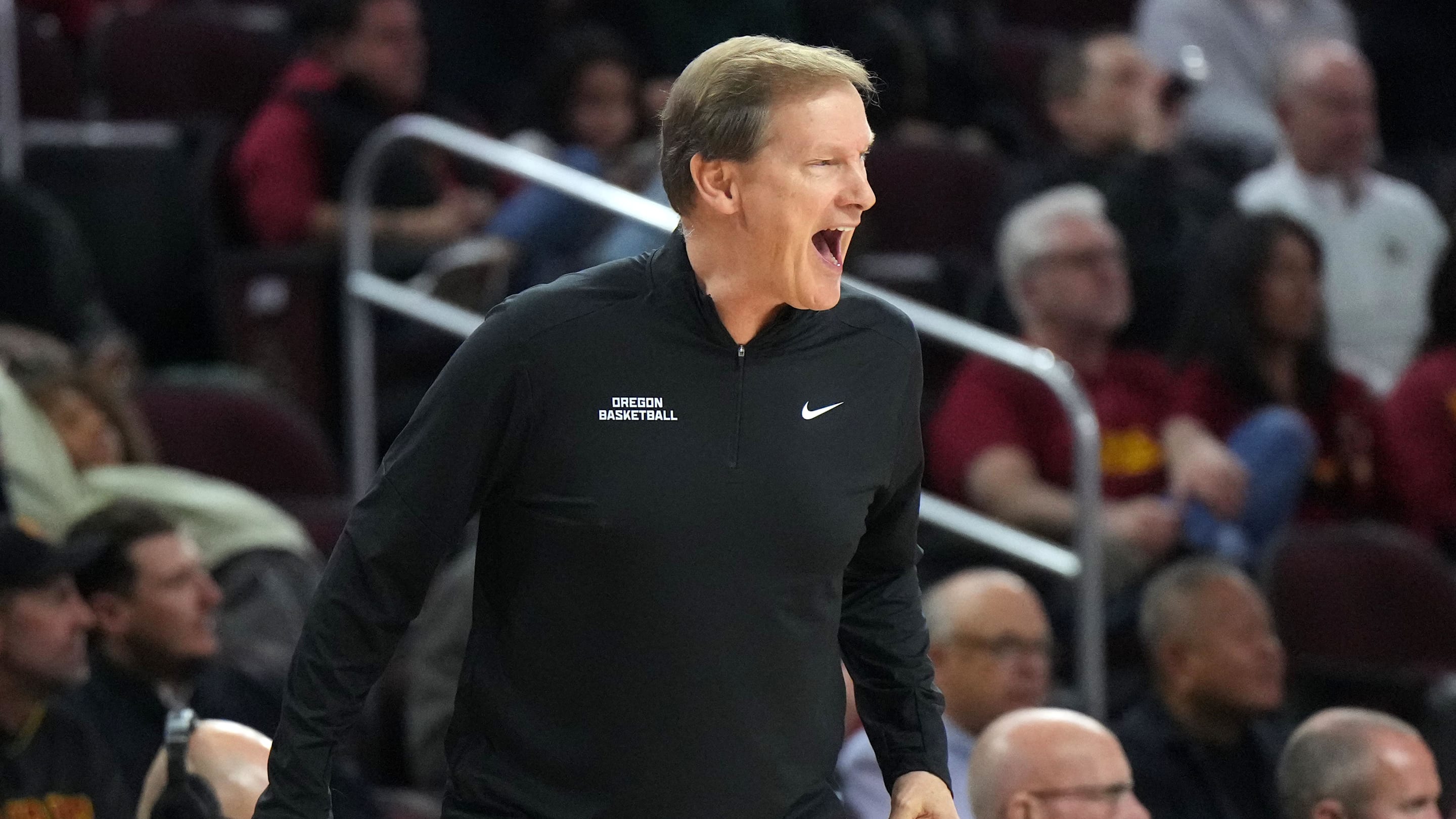 Oregon Ducks Have One Glaring Need in the Transfer Portal