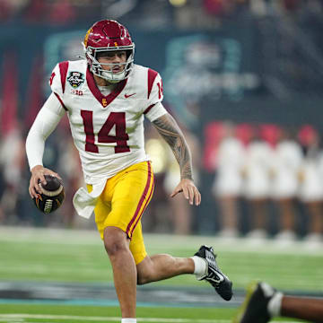 Jayden Maiava steps into the spotlight as USC’s new quarterback, carrying both the pressure of Lincoln Riley’s system and the expectation to ignite a retooled Trojan offense in Week 1.