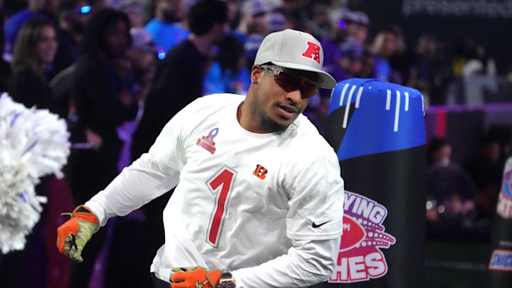Jan 30, 2025; Orlando, FL, USA; AFC wide receiver Ja’Marr Chase of the Cincinnati Bengals (1) during the Pro Bowl Skills Challenge at Nicholson Fieldhouse. Mandatory Credit: Kirby Lee-Imagn Images