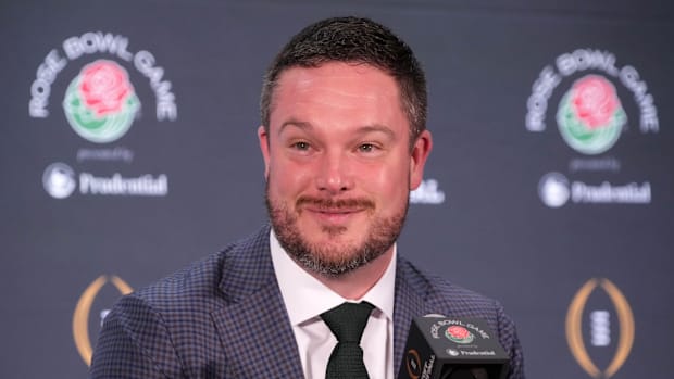 Oregon Ducks head coach Dan Lanning during the Rose Bowl head coaches press conference at Sheraton Grand LA. 