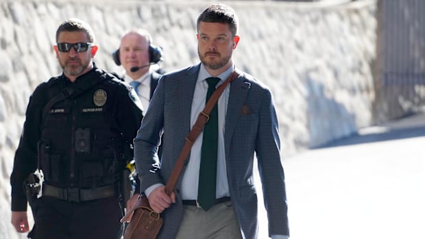 Jan 1, 2025; Pasadena, California, USA; Oregon Ducks coach Dan Lanning arrives before the game against the Ohio State Buckeye