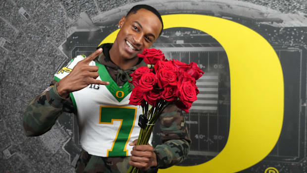Oregon Ducks wide receiver Evan Stewart poses during Rose Bowl media day.