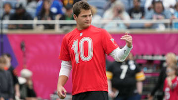 New England Patriots quarterback Drake Maye (10) during AFC Practice for the Pro Bowl Games at Camping World Stadium. 