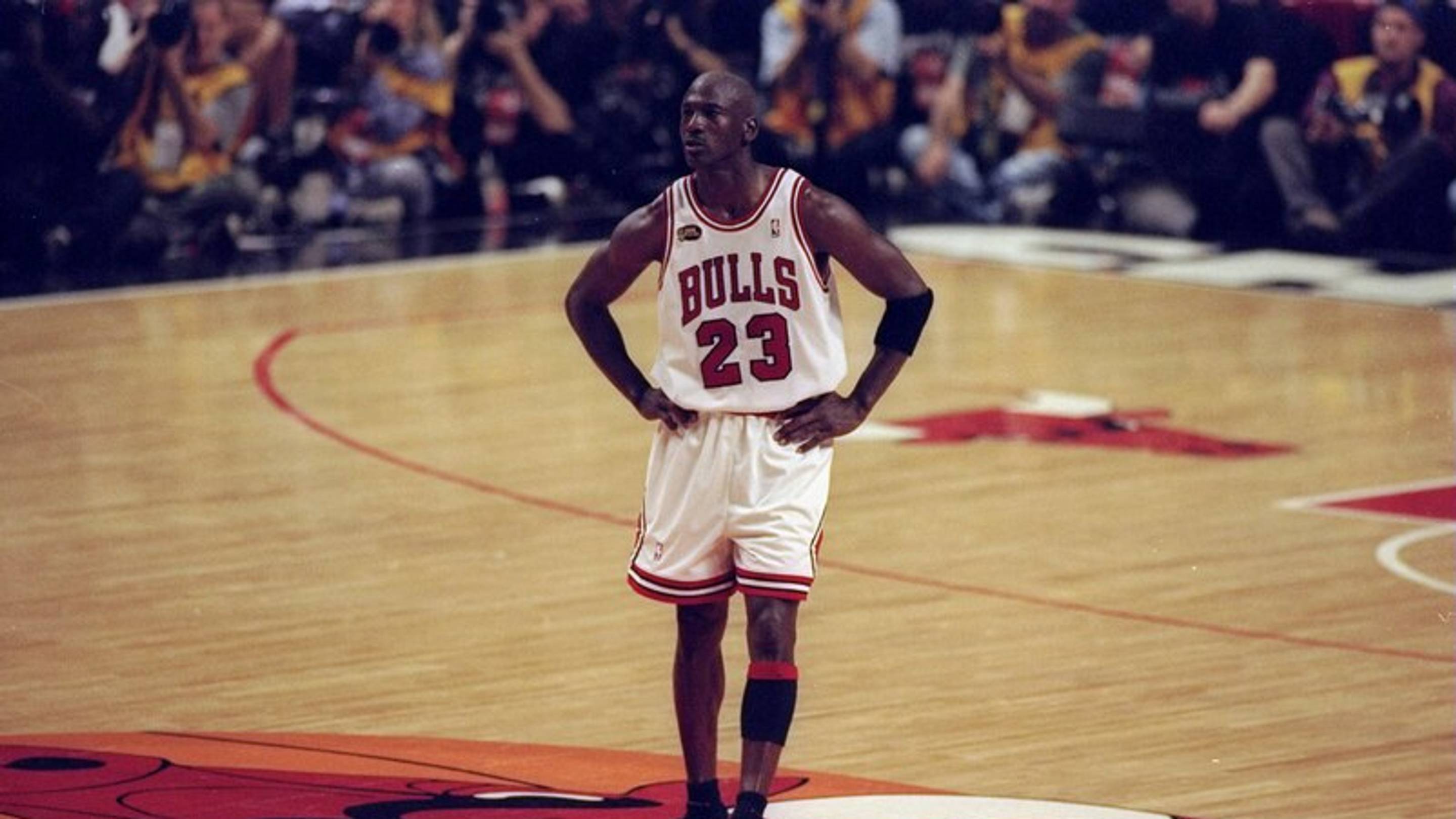 5 Affordable Michael Jordan Cards you need in your collection