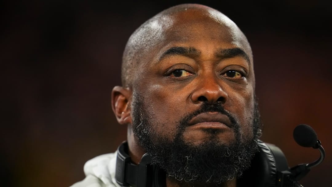 Pittsburgh Steelers v Cleveland Browns