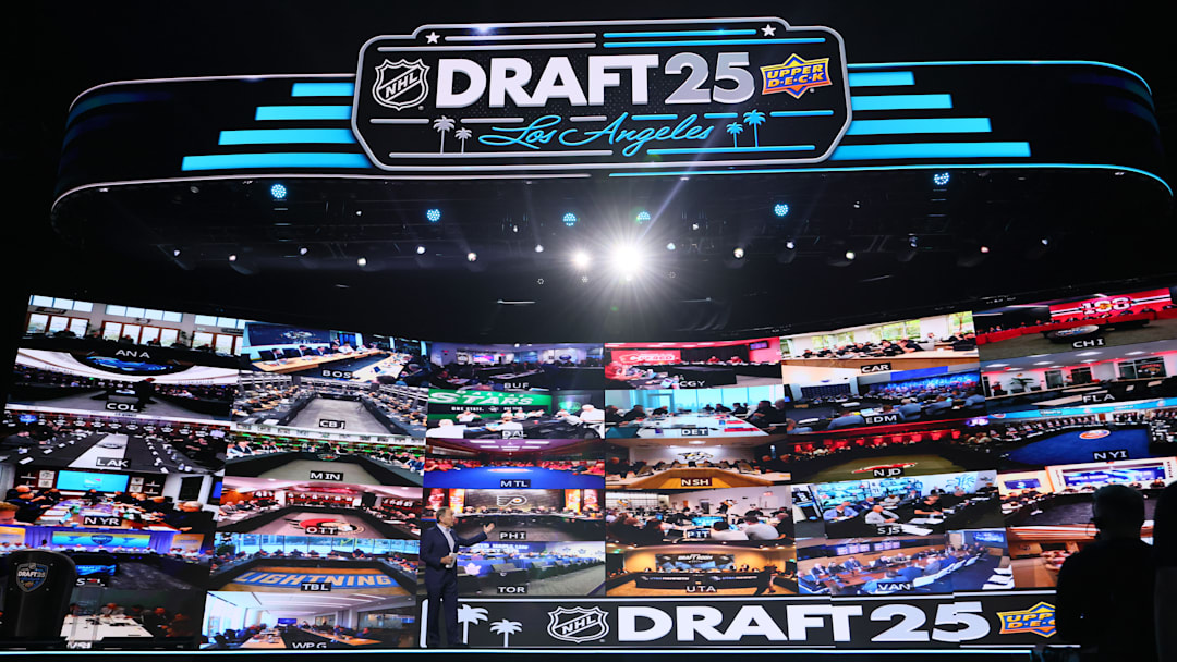A 2026 NHL Draft simulation gives the Chicago Blackhawks the top overall pick and a chance to land Gavin McKenna.
