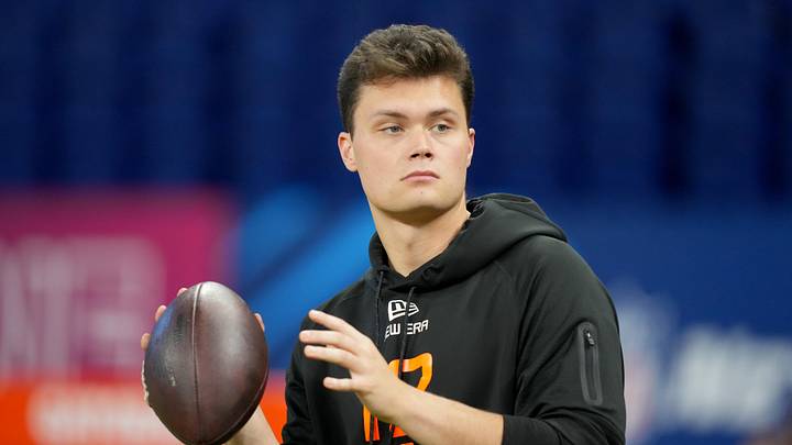 Indiana Hoosiers quarterback Kurtis Rourke (QB12)
