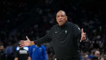 Charlotte Hornets v Milwaukee Bucks