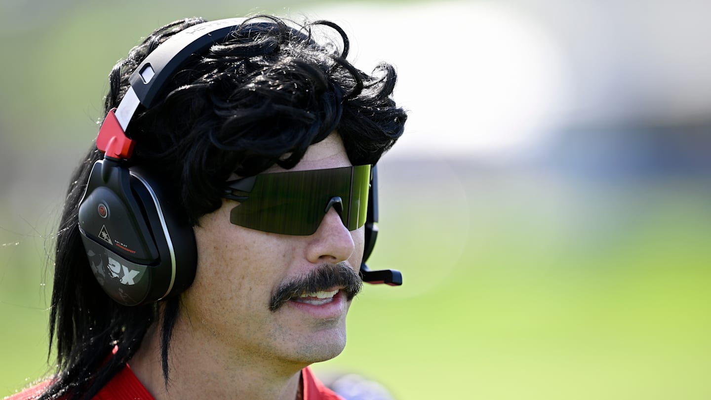 当然，Dr. Disrespect 出现在 Rumble 上，即互联网的腋下