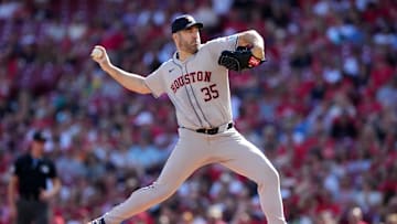 Houston Astros v Cincinnati Reds