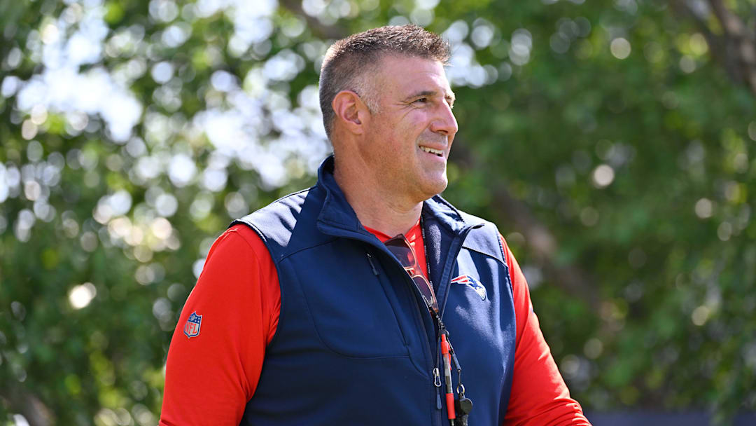 New England Patriots, Mike Vrabel