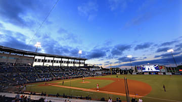 Philadelphia Phillies v New York Yankees