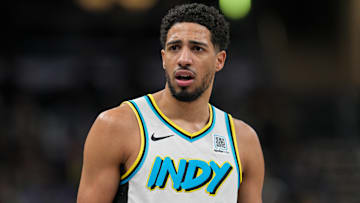 Oklahoma City Thunder v Indiana Pacers