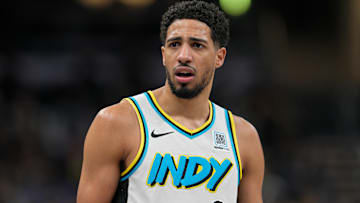 Oklahoma City Thunder v Indiana Pacers