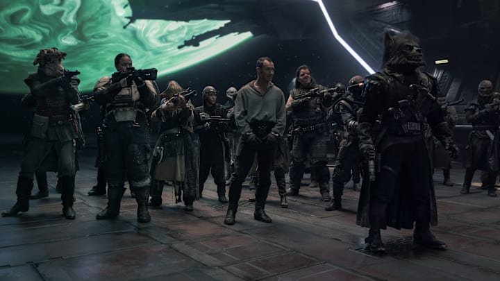 (Foreground) Pax (Mike Estes), Kona (Sisa Grey), , Jod (Jude Law), Beef (Dominic Burgess), Gunter (Jaleel White) and Brutus (Frank Tatasciore, performance artist: Stephan Oyoung) in Lucasfilm’s STAR WARS: SKELETON CREW, exclusively on Disney+. Photo by Matt Kennedy. ©2024 Lucasfilm Ltd. & TM. All Rights Reserved.