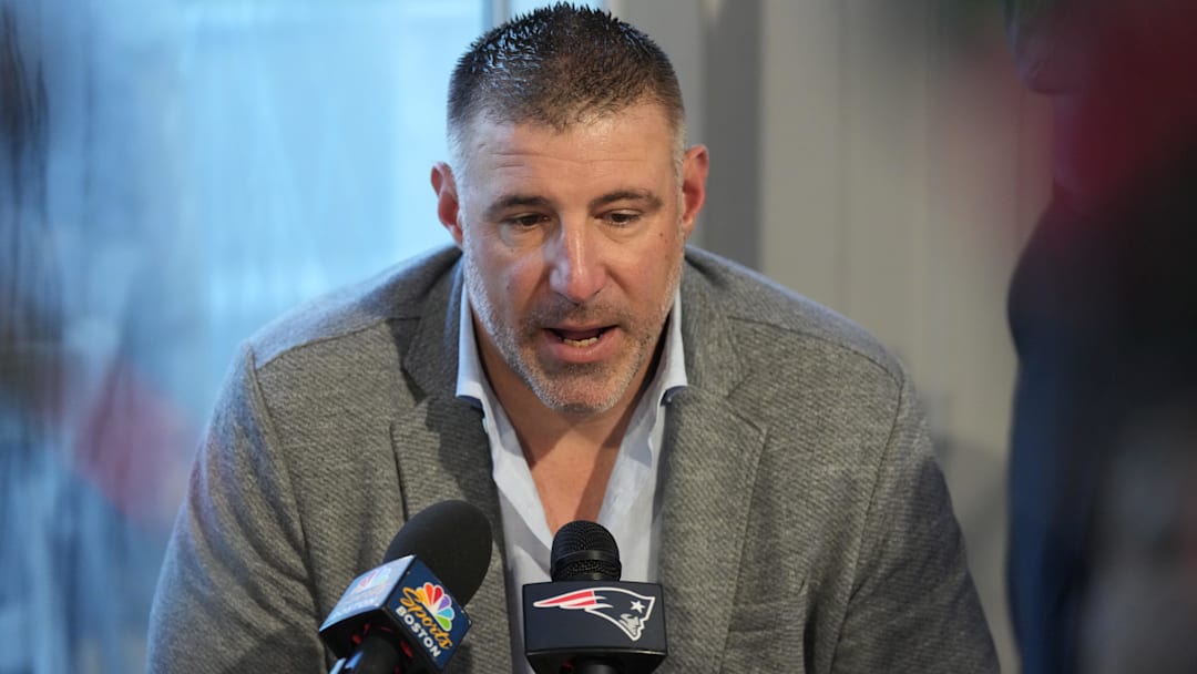 New England Patriots head coach Mike Vrabel answers questions from the media during the NFL Annual League Meeting at The Breakers.