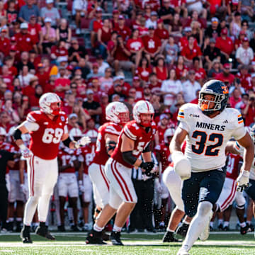 Aug 31, 2024; Lincoln, Nebraska, USA; Nebraska Cornhuskers quarterback Dylan Raiola (15) throws a pass against the UTEP Miners during the third quarter at Memorial Stadium. Mandatory Credit: Dylan Widger-Imagn Images