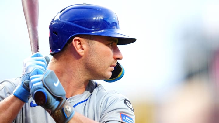 Aug 7, 2024; Denver, Colorado, USA; New York Mets first base Pete Alonso (20) on deck in the first inning against the Colorado Rockies at Coors Field. Mandatory Credit: Ron Chenoy-USA TODAY Sports