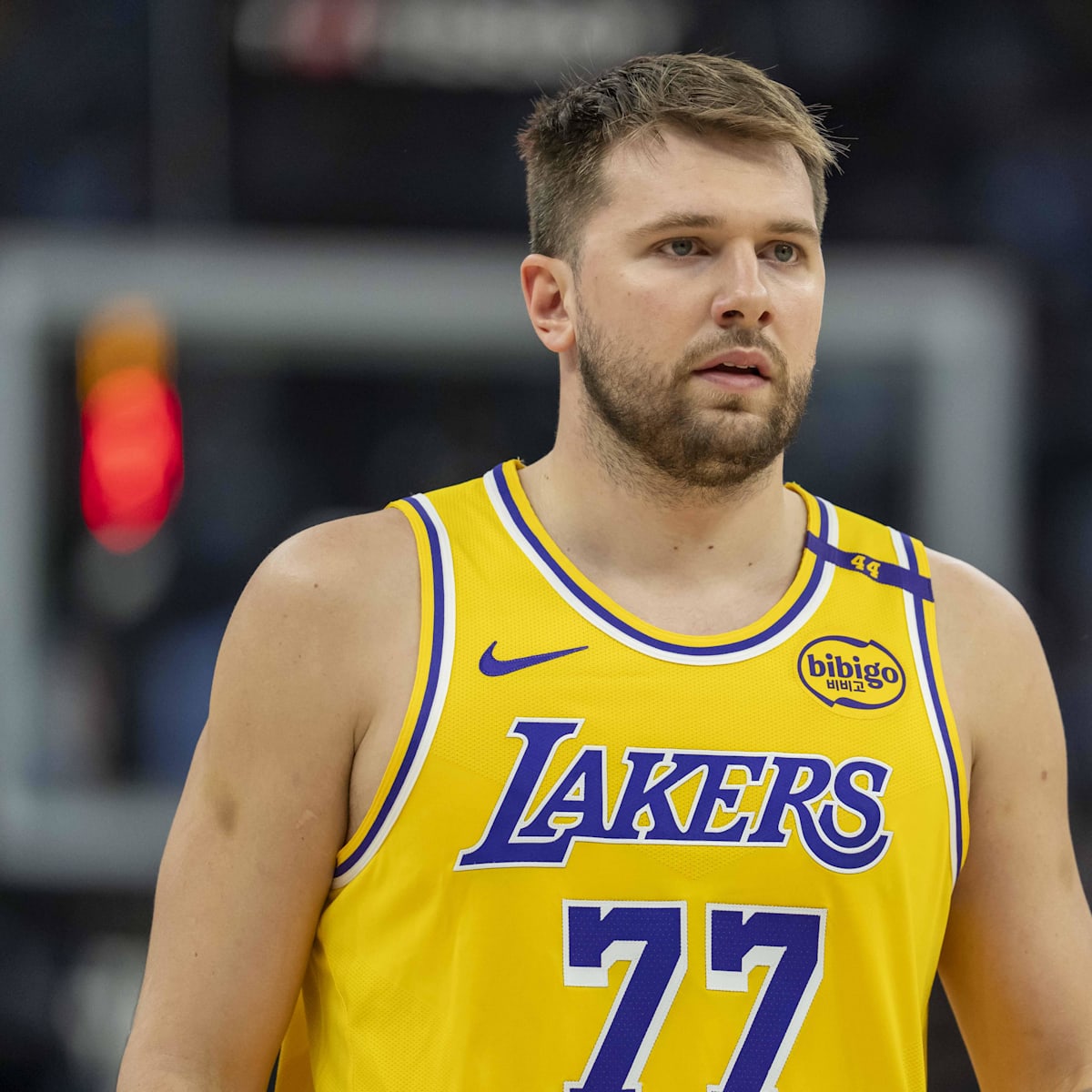 ウェア Nba Luka Luka Doncic's first season in purple & gold already shook