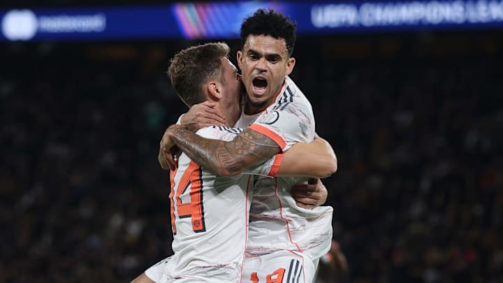 Der FC Bayern fuhr gegen PSG einen Achtungserfolg ein. Der FC Bayern fuhr gegen PSG einen Achtungserfolg ein.