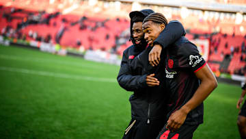 Jeanuel Belocian (rechts) ist im Visier von Borussia Mönchengladbach 