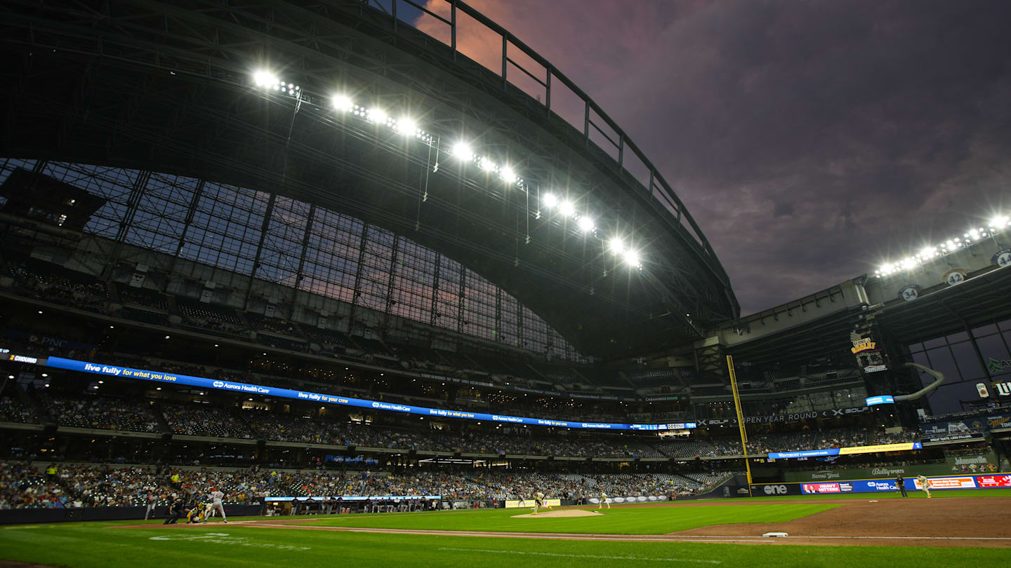 Brewers Slugger Shockingly Left Off ESPN's Top 40 Players In Postseason