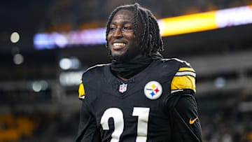 Tennessee Titans v Pittsburgh Steelers