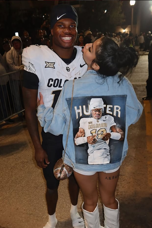 Travis Hunter, Leanna Lenee