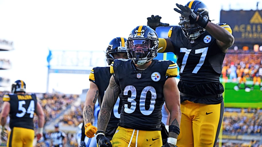 Steelers running back Jaylen Warren