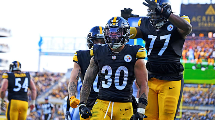 Pittsburgh Steelers running back Jaylen Warren is a solid prop target in Week 10.