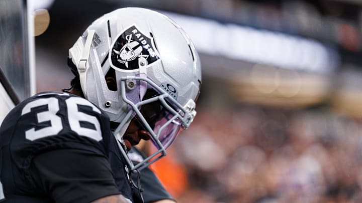 Denver Broncos v Las Vegas Raiders - NFL 2025