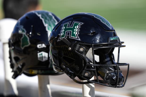 Hawaii football