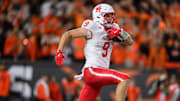 Sep 26, 2025; Corvallis, Oregon, USA; Houston Cougars tight end Tanner Koziol (9) runs the ball for a touchdown after the catch against the Oregon State Beavers at Reser Stadium. Mandatory Credit: Craig Strobeck-Imagn Images