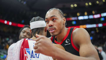 Dec 9, 2025; Toronto, Ontario, CAN; Toronto Raptors forward Scottie Barnes (4) hugs New York Knicks guard Josh Hart (3) after losing at the 2025-26 NBA Emirates Cup at Scotiabank Arena. Mandatory Credit: Kevin Sousa-Imagn Images
