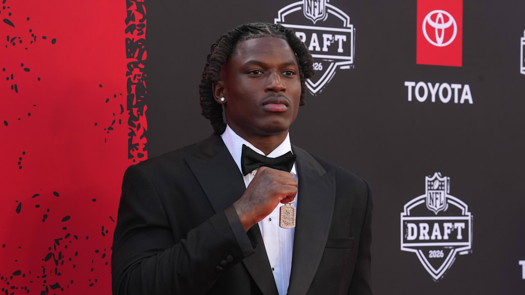 Apr 23, 2026; Pittsburgh, PA, USA; Ohio State Buckeyes linebacker Arvell Reese poses on the red carpet before the 2026 NFL Draft at Point State Park. Apr 23, 2026; Pittsburgh, PA, USA; Ohio State Buckeyes linebacker Arvell Reese poses on the red carpet before the 2026 NFL Draft at Point State Park.
