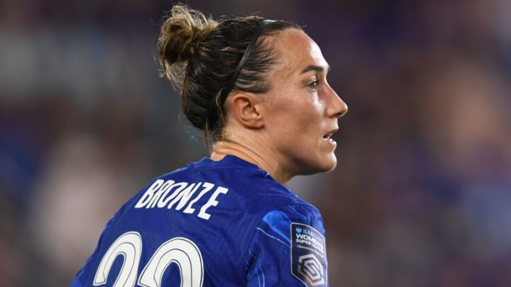 Lucy Bronze left Barcelona on a free transfer to return to England with Chelsea.